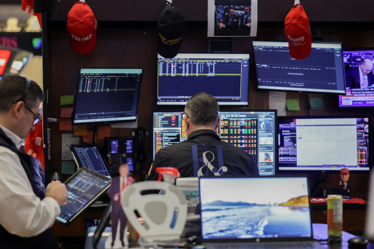 Oil prices climb as Donald Trump signals tougher action on Iran Oil prices climb as Donald Trump signals tougher action on Iran